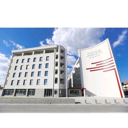 Wing Club Dajana Aparthotel Jagodina Bagian luar foto